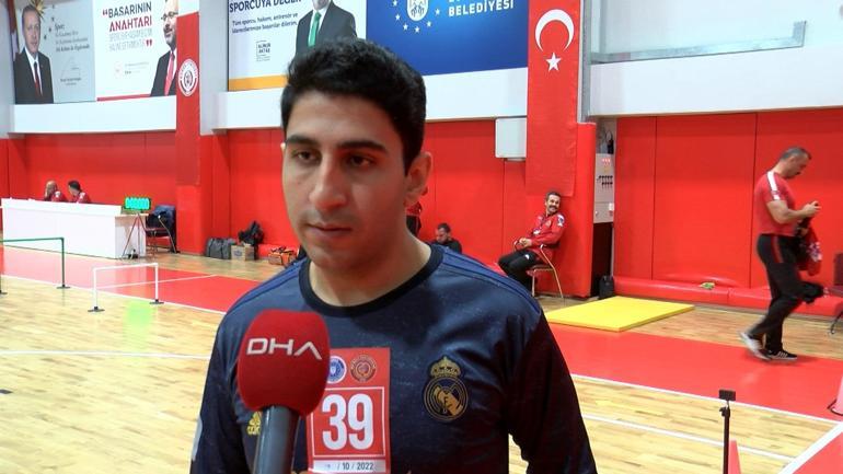 Annesi yanma tehlikesi geçirince itfaiyeci olmaya karar verdi; zorlu parkurda ter döktü