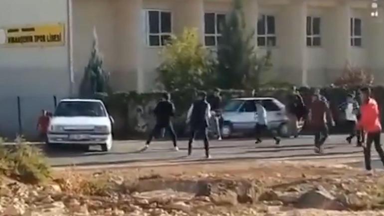 Servisteki 2 öğrencinin öldüğü silahlı kavgaya 14 tutuklama