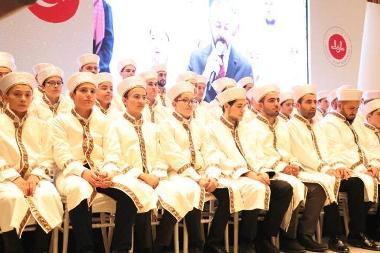 Diyanet İşleri Başkanı Erbaş, 101 hafıza icazet verdi