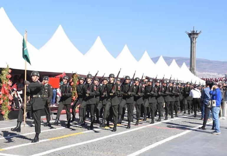 Egede Cumhuriyet coşkusu