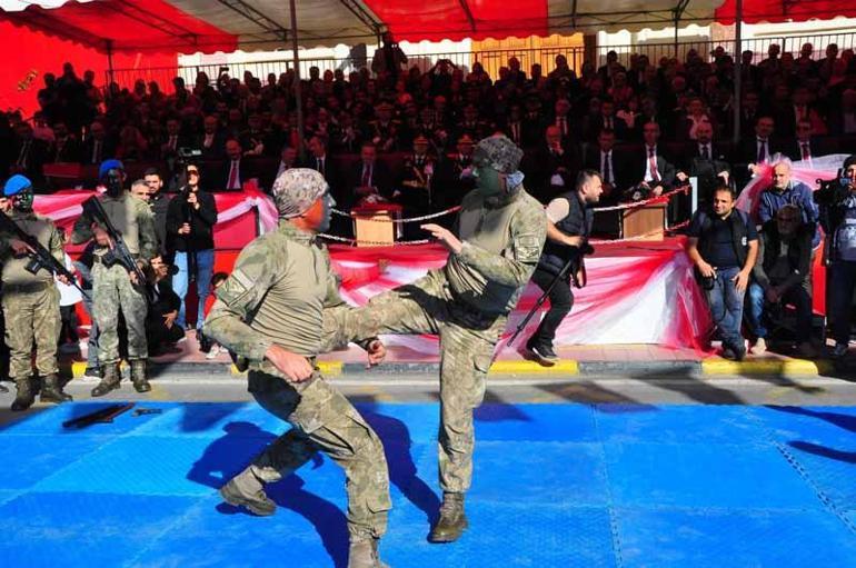 Egede Cumhuriyet coşkusu