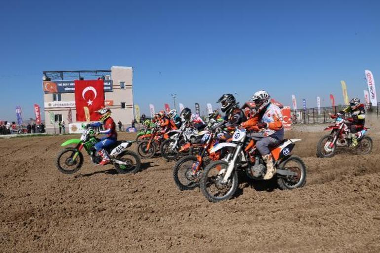 Türkiye Motokros Şampiyonasında final heyecanı Afyonkarahisarda yaşandı