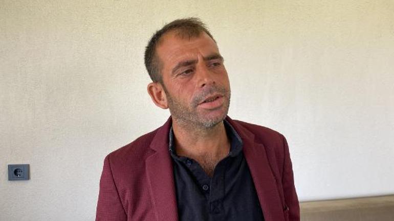 Hastanenin acil girişine çamurlu ayakkabılarını çıkararak girdiler