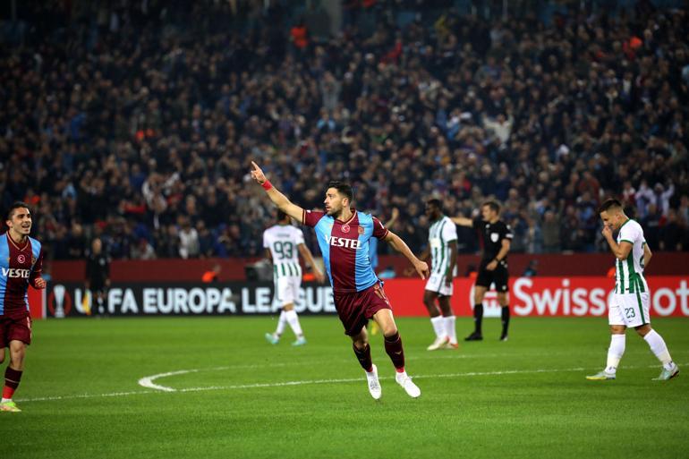 Trabzonspor, yoluna Avrupa Konferans Ligi Play-Off Turunda devam edecek