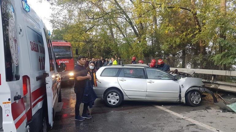 Karşı şeride geçen otomobil, halk otobüsü ile çarpıştı: 1 ölü, 5 yaralı
