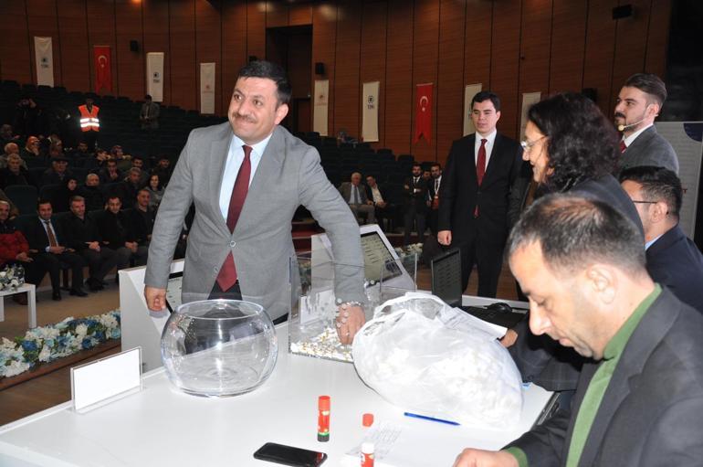 Kars’ta, İlk Evim, İlk İş Yerim projesinde bin sosyal konut için kura çekildi