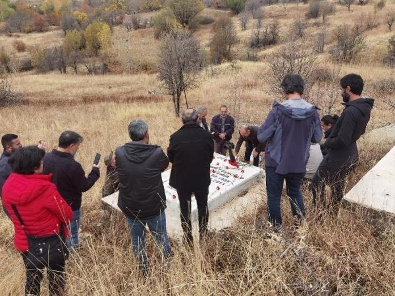 Ölümünün 11inci yılında DHA muhabiri Cem Emir, mezarı başında anıldı