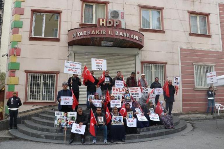 Diyarbakırdaki evlat nöbetinde aile sayısı 329 oldu