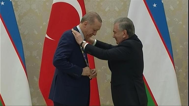 Erdoğan: Bu nişanı büyük bir onurla taşıyacağım