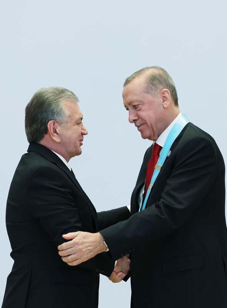 Erdoğan’a Türk Dünyası Ali Nişanı taltif edildi
