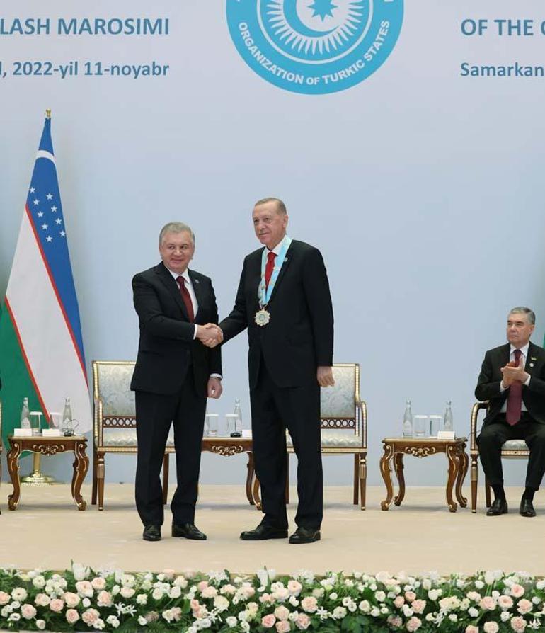 Erdoğan’a Türk Dünyası Ali Nişanı taltif edildi