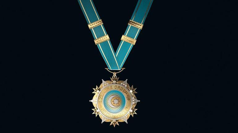 Özbekistan’da Erdoğan’a verilen iki nişan