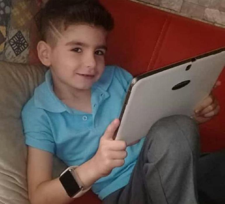 Sakaryada 2 katlı evde yangın; 1i çocuk, 2 ölü, 3 yaralı