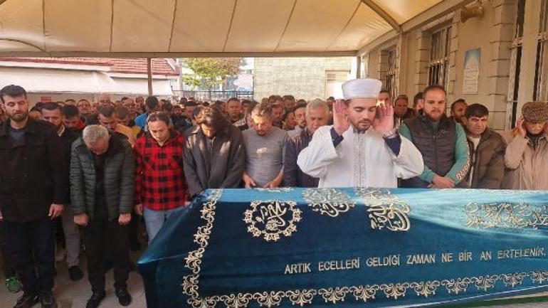 Sakaryada 2 katlı evde yangın; 1i çocuk, 2 ölü, 3 yaralı
