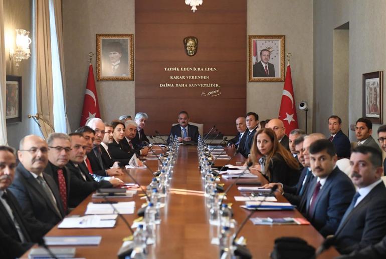 Bakan Özer: Türkiye Cumhuriyeti Devleti, bu kutlu yürüyüşüne devam edecek