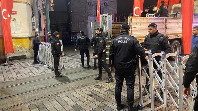 İstiklal Caddesi, beton saksılar kaldırıldıktan sonra yaya trafiğine açıldı