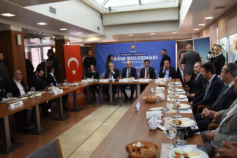 Numan Kurtulmuş: Teröre destek kesilsin, 10 günde dünyanın hiçbir yerinde terör örgütü kalmaz