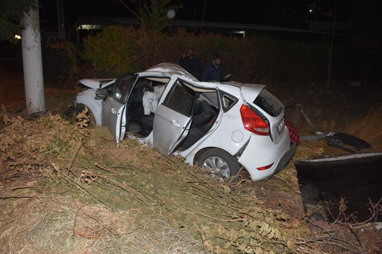 Ehliyetsiz genç sürücünün kullandığı otomobil takla attı: 1 ölü, 2 yaralı