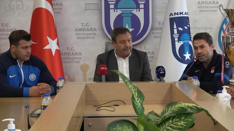 Grekoromende şampiyon olan ASKİ Spor’dan Ankara Büyükşehir Belediyesi’ne ziyaret