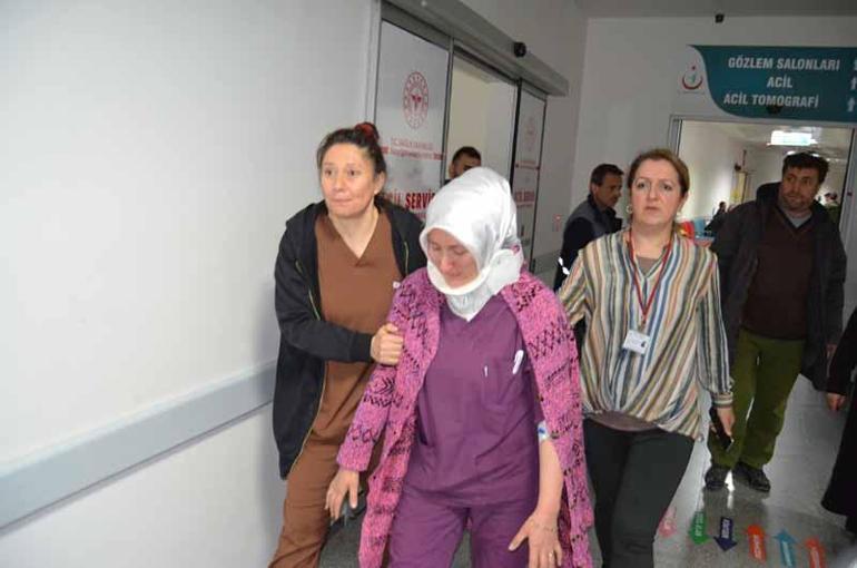 Evde sağlık görevlileri, hastaya giderken kaza yaptı: 3 yaralı