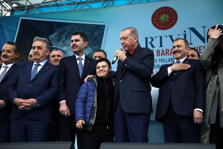 Cumhurbaşkanı Erdoğan: Teröristlerin hepsinin kökünü kazıyacağız