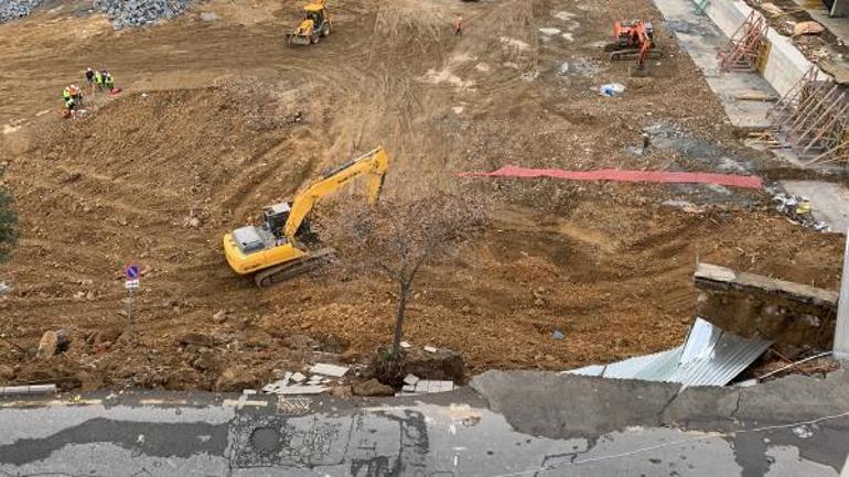 Kağıthanede inşaatın istinat duvarı çöktü; facia ucuz atlatıldı