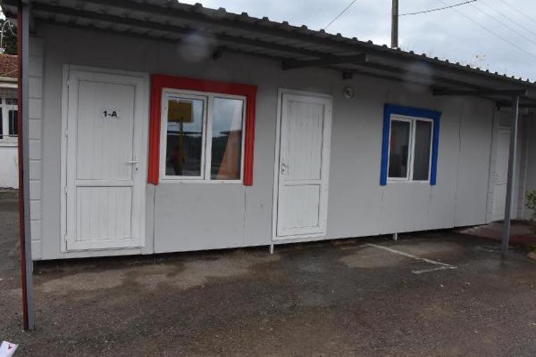 Öğretmenler konteyner okulda atölyeye katıldı