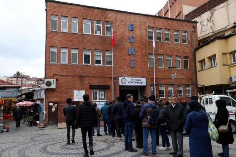 Eskişehirde su zammı öncesi, yükleme noktalarında uzun kuyruk