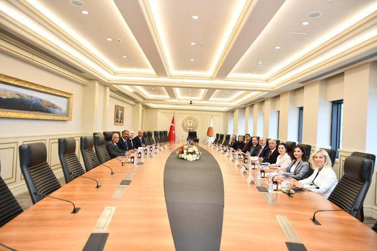 Yargıtay Başkanı Akarca, Küba Cumhuriyeti Yüksek Halk Mahkemesi Başkanı ile görüştü