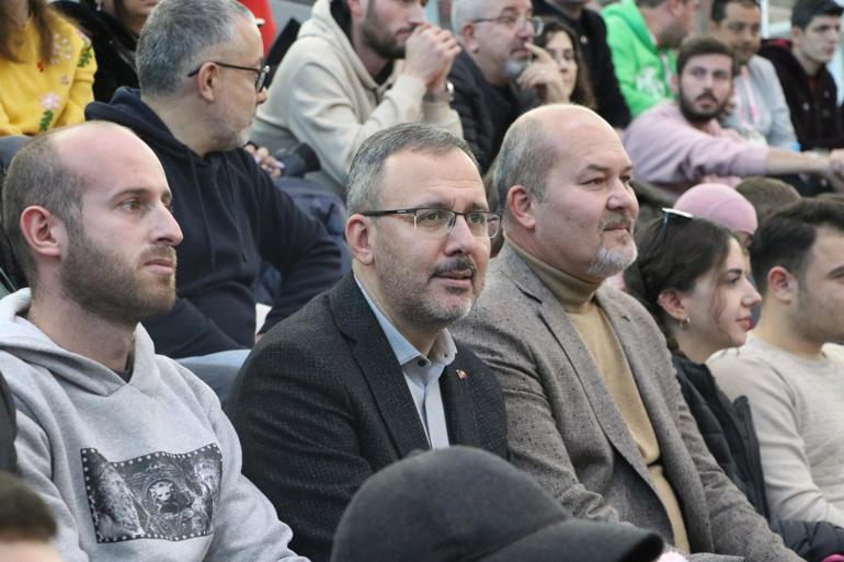 Bakan Kasapoğlu: Türkiye Yüzyılı gençlerin yüzyılı olacak