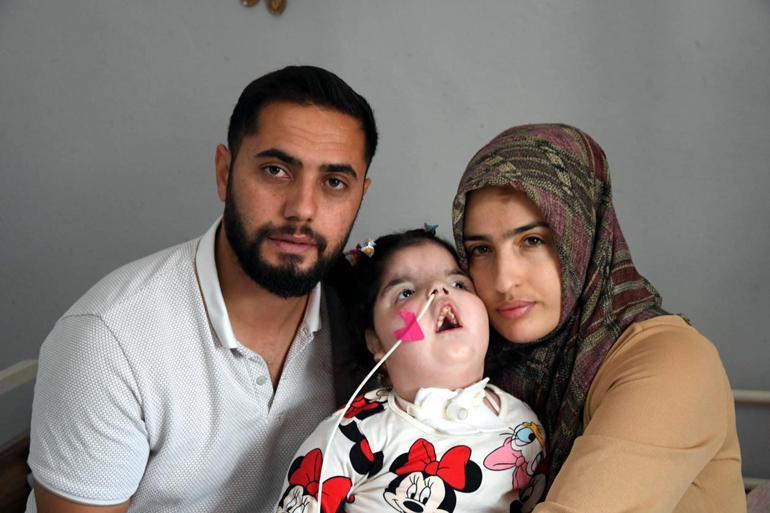 4 cihaza bağlı yaşayan SMAlı Yarenin babası: 1 lira bile umudumuz