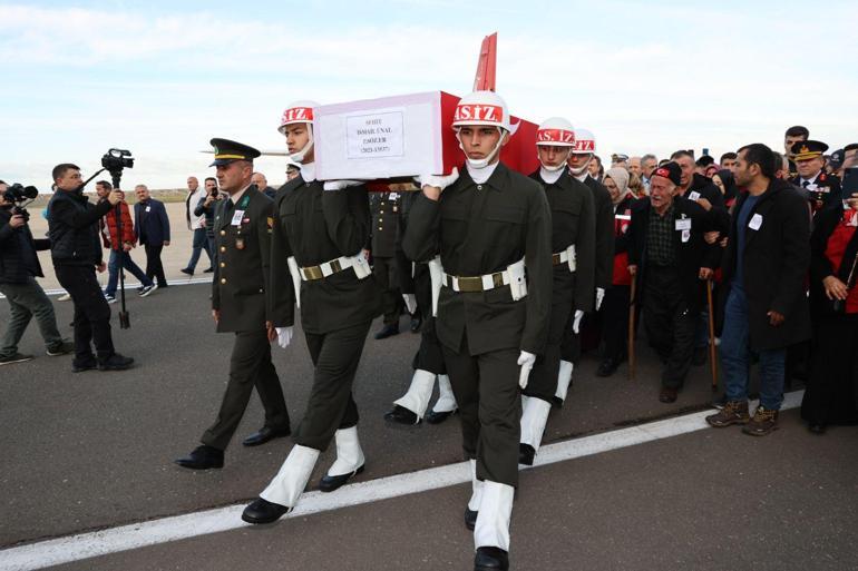 Şehit Piyade Sözleşmeli Er Ünalın cenazesi Giresunda