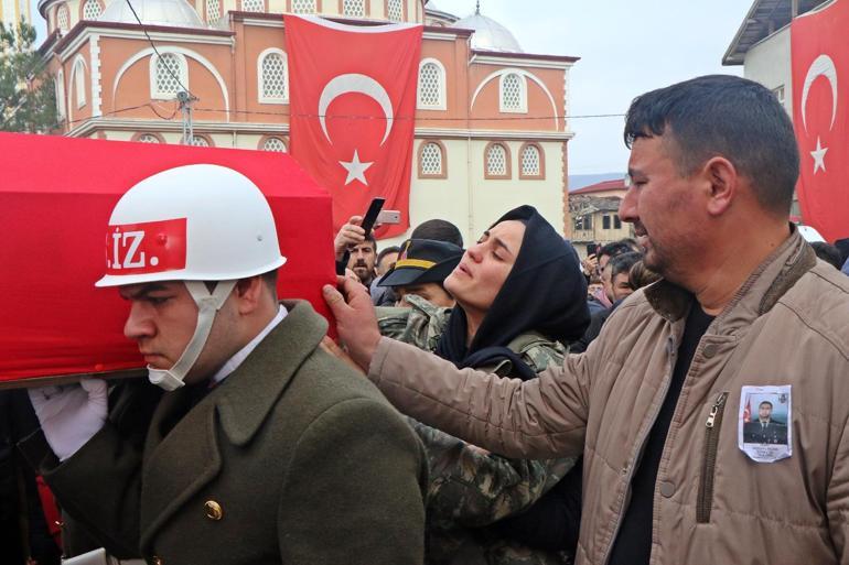 Şehit er Eyyüp Uğurlu, Gaziantepte son yolculuğa uğurlandı