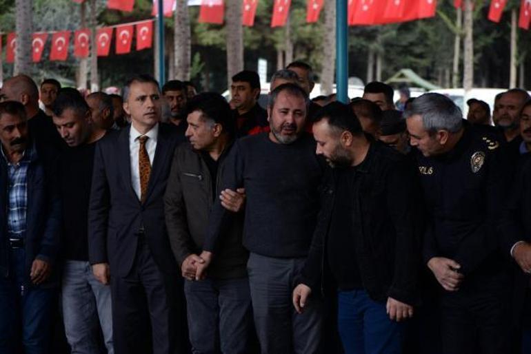 Sınıf arkadaşının öldürdüğü 12 yaşındaki Fatmanisa, son yolculuğuna uğurlandı