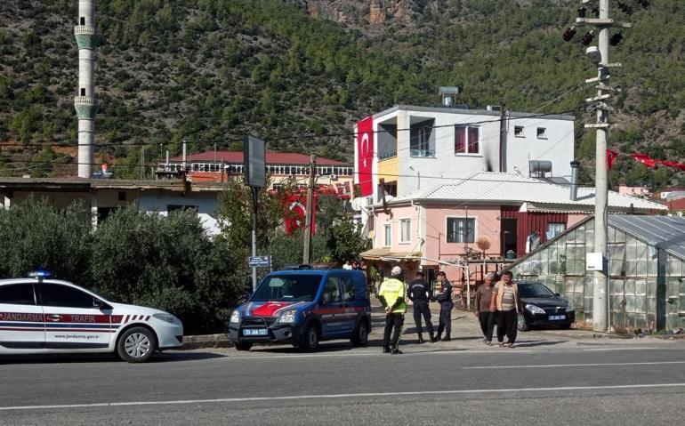 Trafik kazasında şehit olan komiser yardımcısı, memleketine uğurlandı