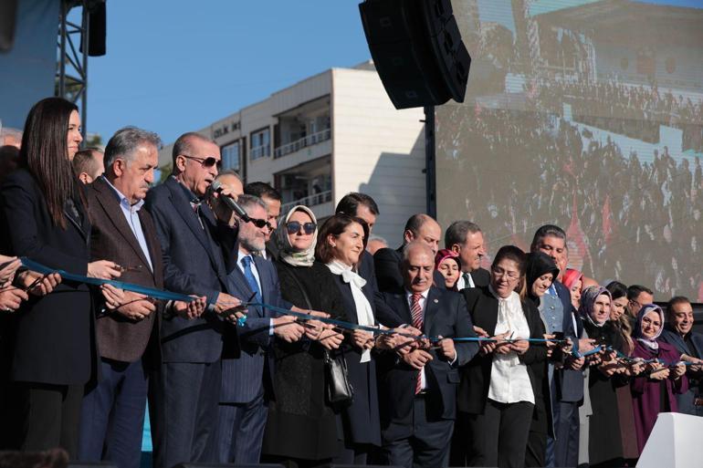 Erdoğan: Güvenlik şeridini tamamlayacağız, terör koridoruna izin vermeyeceğiz