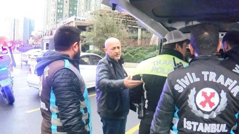 Ataşehirde ceza kesilen servis şoförü hakaretler etti
