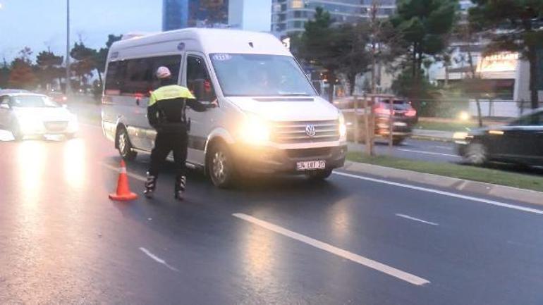 Ataşehirde ceza kesilen servis şoförü hakaretler etti