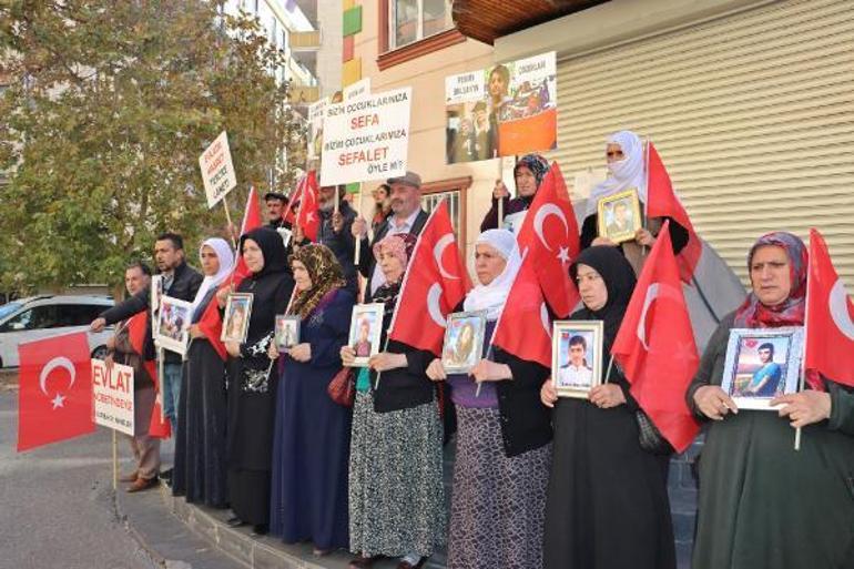 HDP önündeki evlat nöbetinde aile sayısı 335 oldu