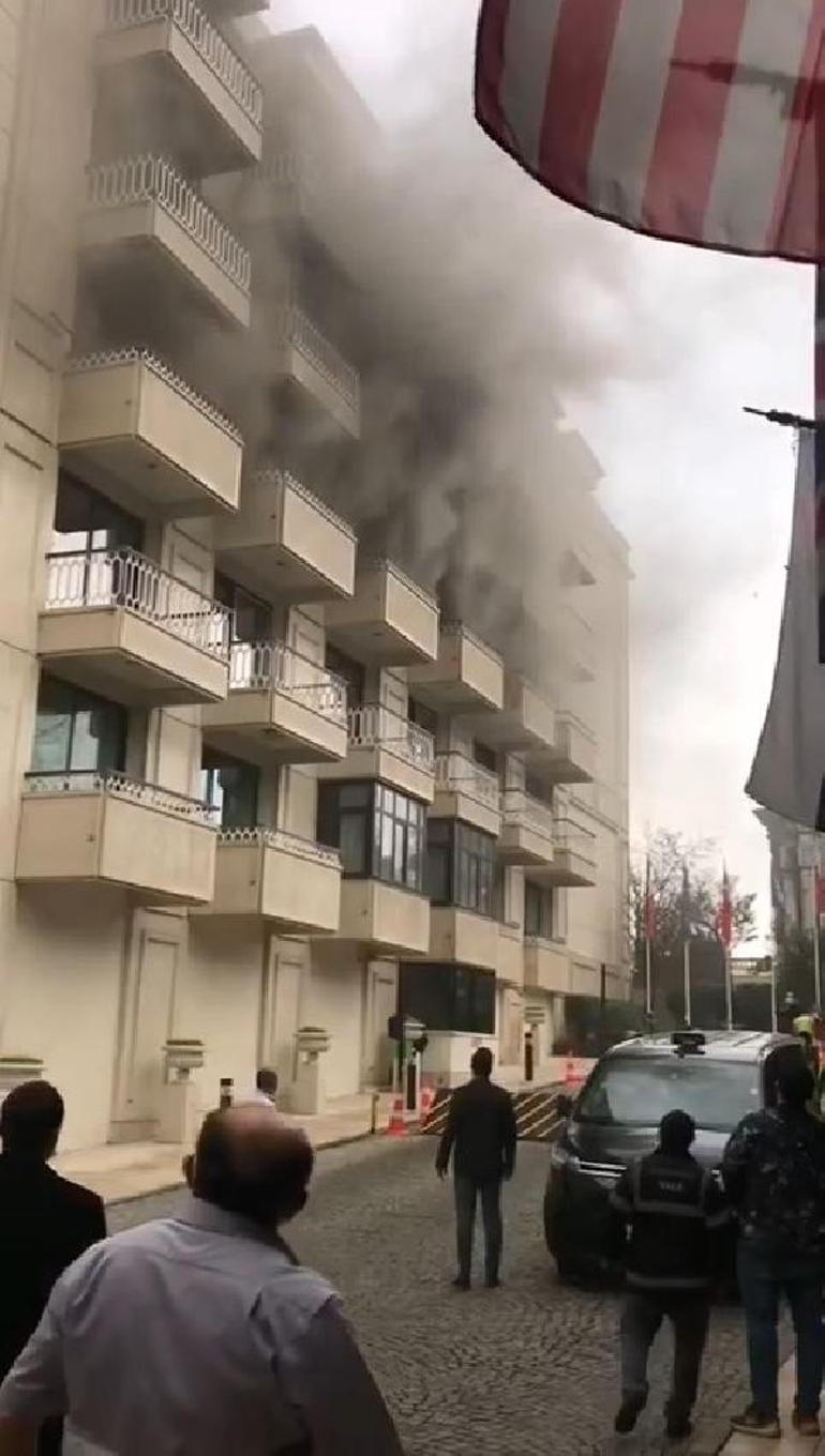 Çırağan Sarayının otel bölümünde yangın