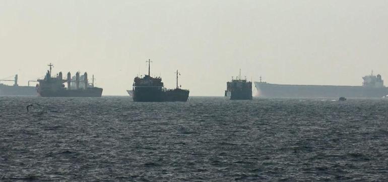 Denizcilik Genel Müdürlüğü: Teyit mektubunu sunarak 3 tanker geçişini yapmıştır