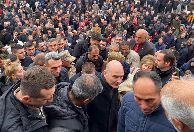 Bakan Soylu: Gazilerimiz ve şehit annelerinin ayakları altında halı olsak da onların borcunu ödeyemeyiz