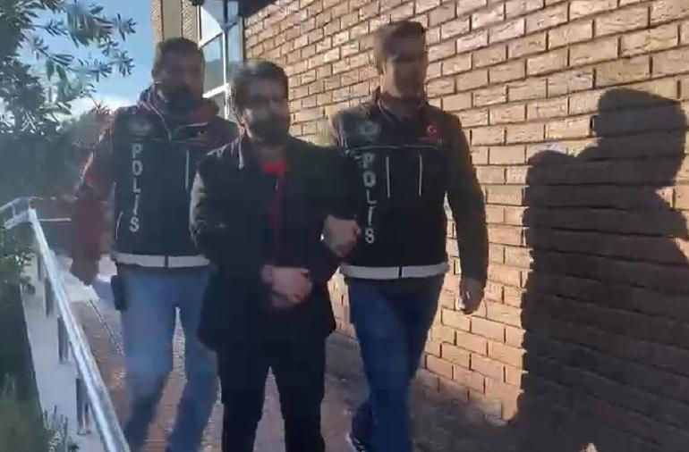 Kapsüller halindeki 1,5 kilo reçine esrarı yutarak Fas’tan Türkiye’ye getirdi, kokusu ele verdi