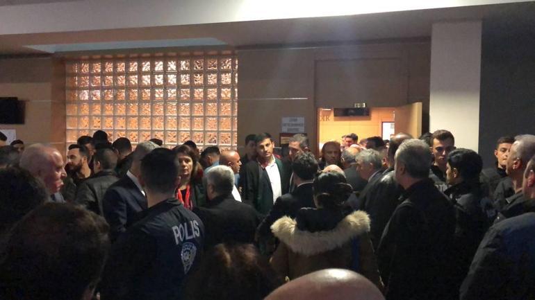 İmamoğlunun yargılandığı davada saat 16.00ya kadar ara verildi