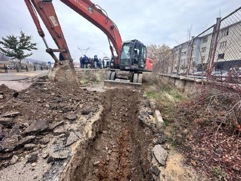 Tunceli Belediyesi’nin elektriği, ödenmeyen 14 milyon liralık borç nedeniyle kesildi