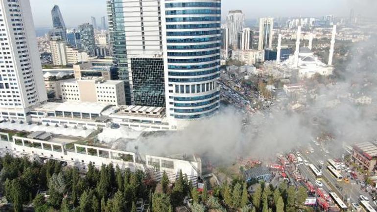 Leventte AVMde çıkan yangın söndürüldü