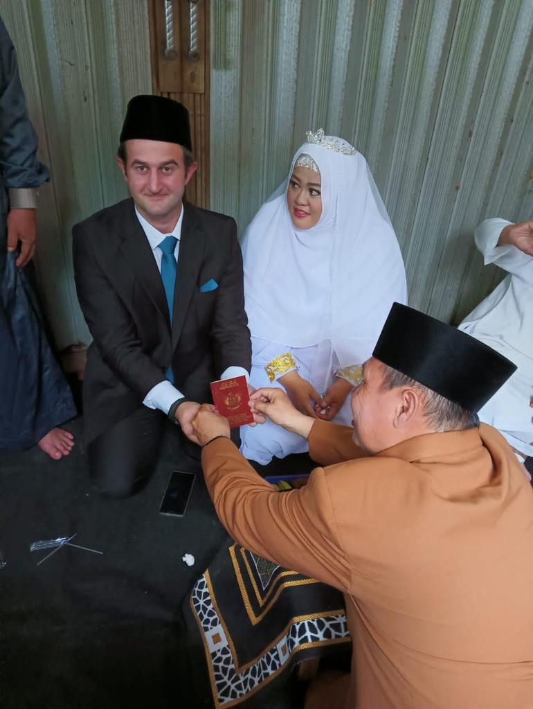 Gölcük’e Endonezyalı gelin