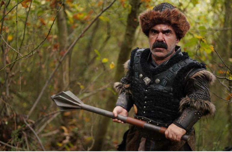 Çaycı Hüseyinin annesi hayatını kaybetti