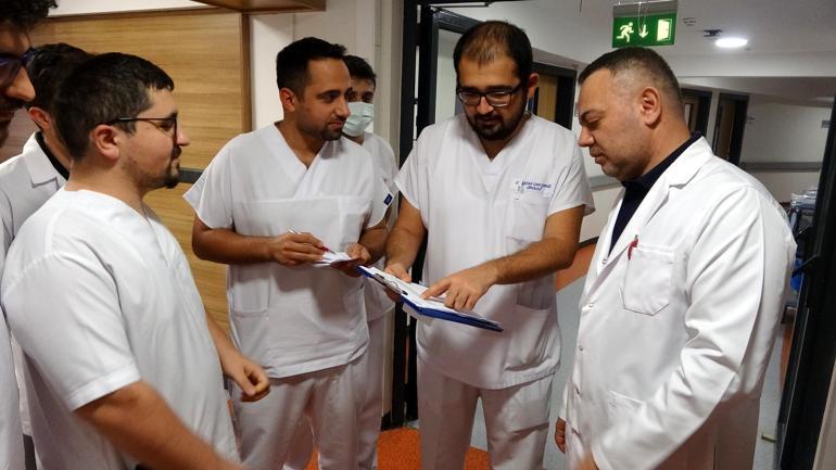 Patoloji teknisyeni, erken teşhis ile kanseri yendi