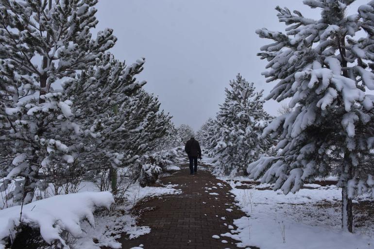 Sivasın 2 ilçesi beyaza büründü